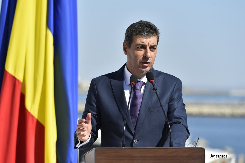 Ministrul Apararii Nationale: "Maine va fi o zi cu adevarat istorica pentru Romania si armata sa"