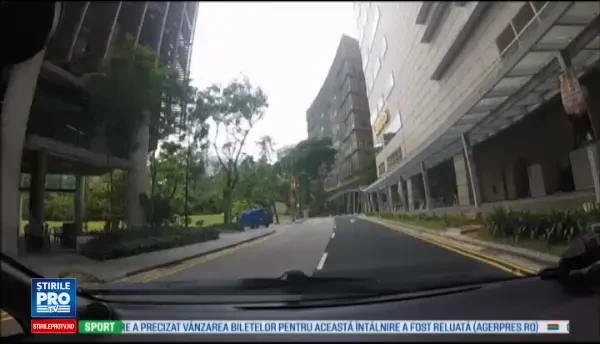 Primul taxi din lume care se conduce singur. Clienta: M-am simtit de parca eram cu o fantoma in masina