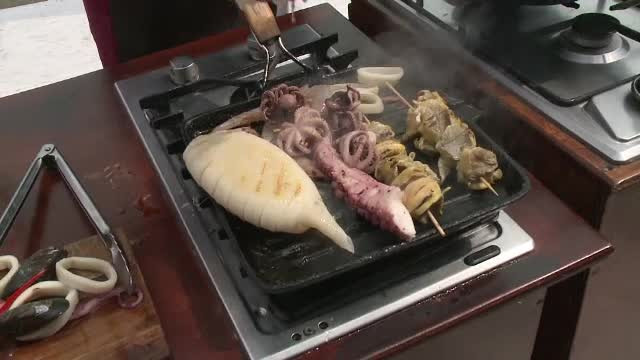 Dupa ce au mers in vacante exotice, romanii au prins gustul fructelor de mare. Ce sunt rapanele, marele succes de pe litoral