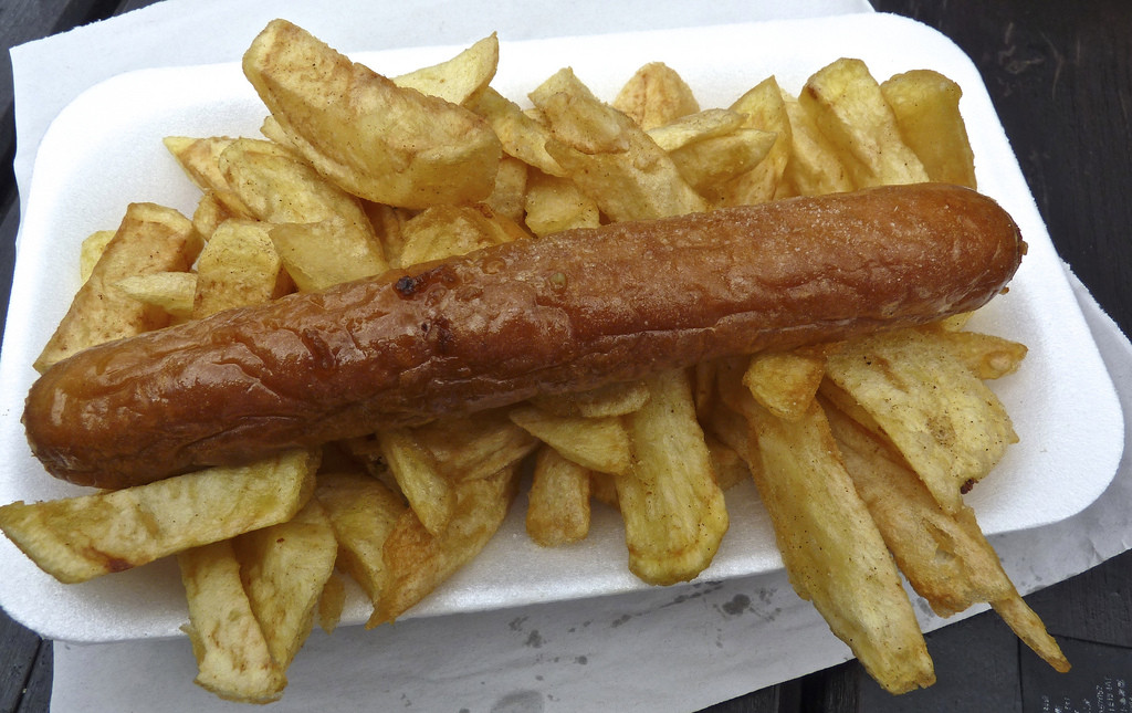 Cum arata omul care sustine ca mananca de 22 de ani doar cartofi prajiti cu carnati