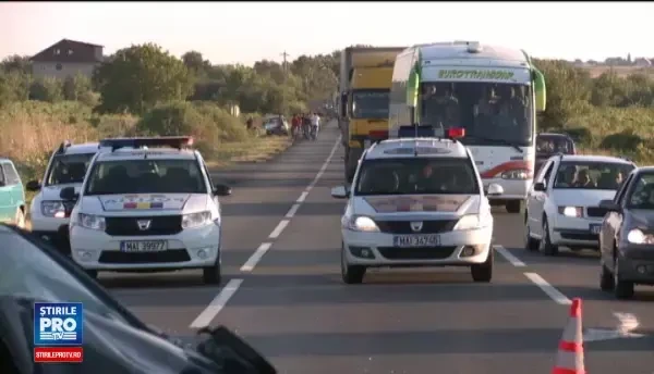 Doi morti dupa un accident grav in Neamt, provocat de un motociclist. Barbatul se angajase intr-o depasire riscanta