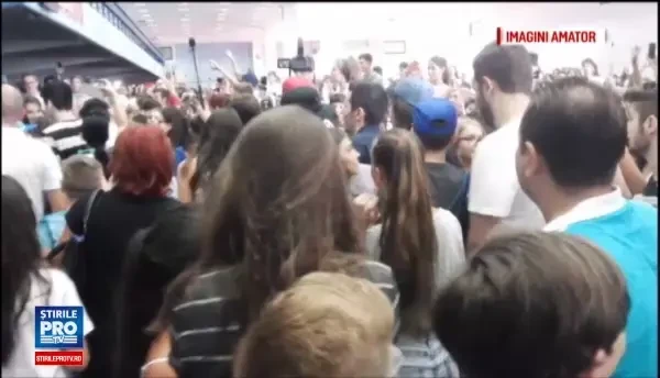 Incident la Romexpo, in timpul evenimentului YouMeet. Participanti evacuati si persoane care au fost la un pas sa lesine