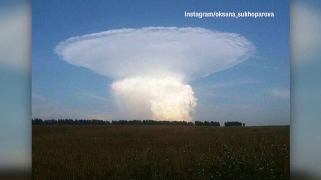 Oamenii s-au speriat cand au vazut si au sunat la urgenta. Ce aparuse, de fapt, pe cer, intr-o regiune din Siberia
