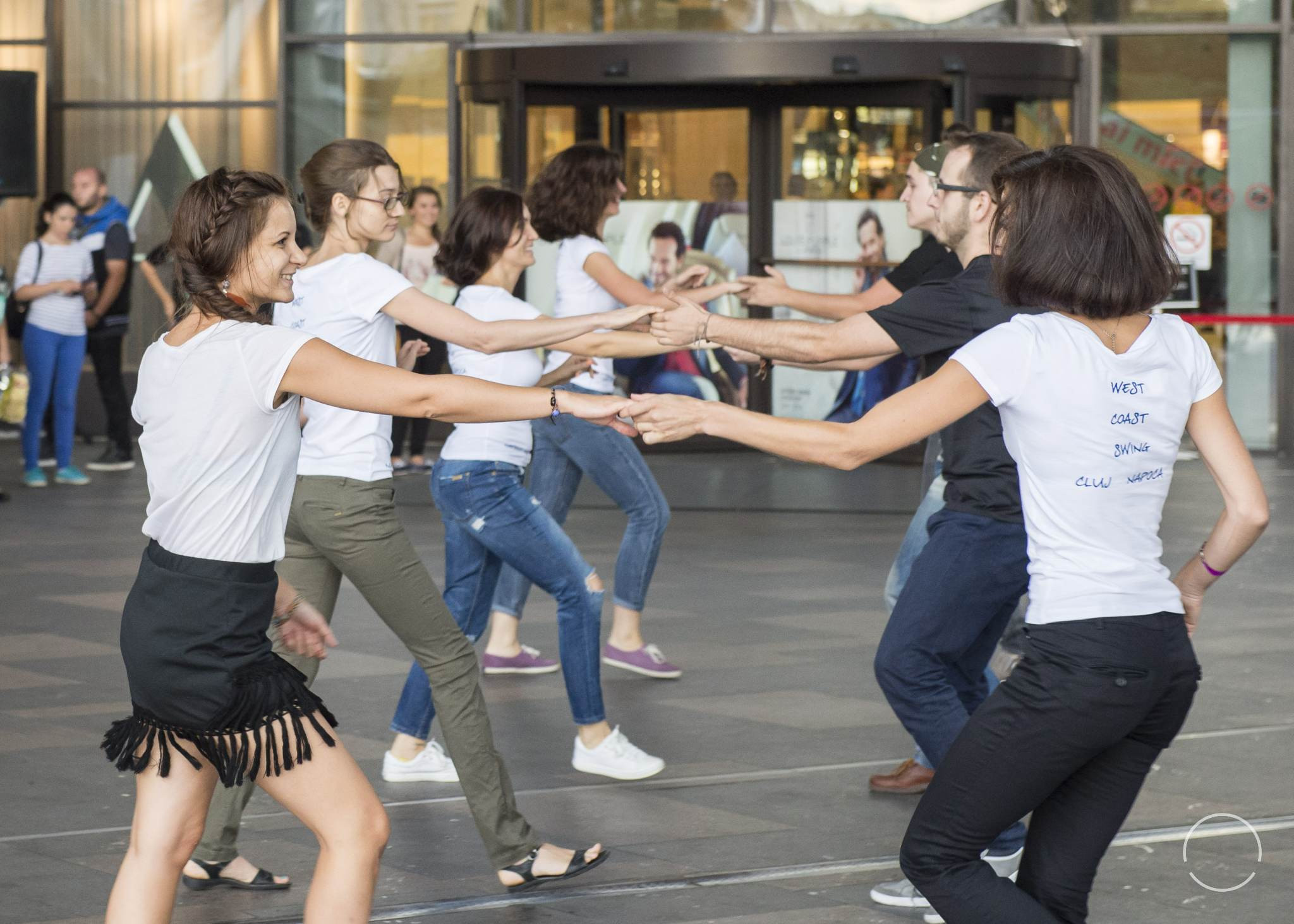 FlashMob-ul International de West Coast Swing va avea loc in aceasta toamna si la Cluj-Napoca