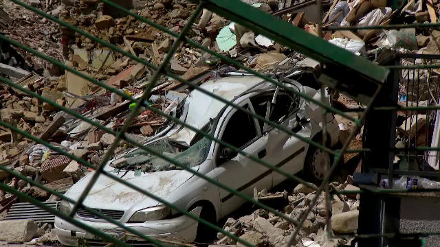 Reactia unui supravietuitor al cutremurului din Italia cand vede ce a mai ramas din strada lui: "E satul fantoma"