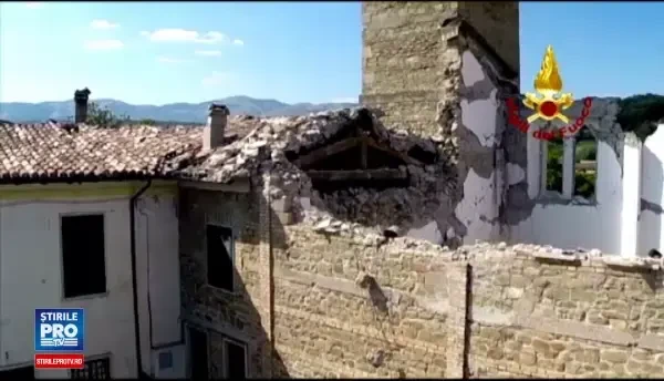 Reactia unui supravietuitor al cutremurului din Italia cand vede ce a mai ramas din strada lui: E satul fantoma