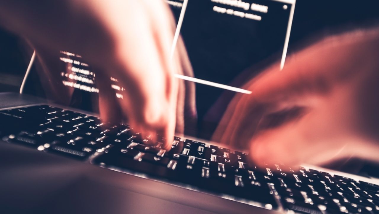 Avertisment privind fraudele financiare: semne clare și reguli de siguranță pentru investitori