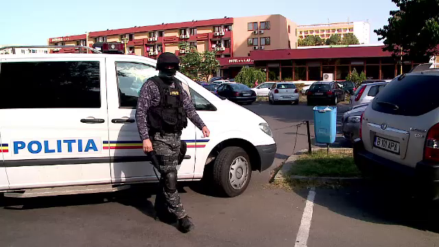 Doi soti, proprietari de hoteluri in Mamaia si Olanesti, acuzati ca ar fi produs statului un prejudiciu de 10 mil. de euro