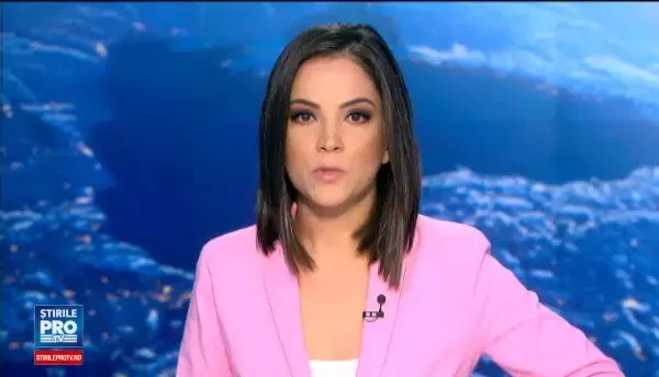 O ploaie torentiala a facut ravagii intr-o comuna din Harghita. Pompierii se lupta de marti seara sa scoata apa din case