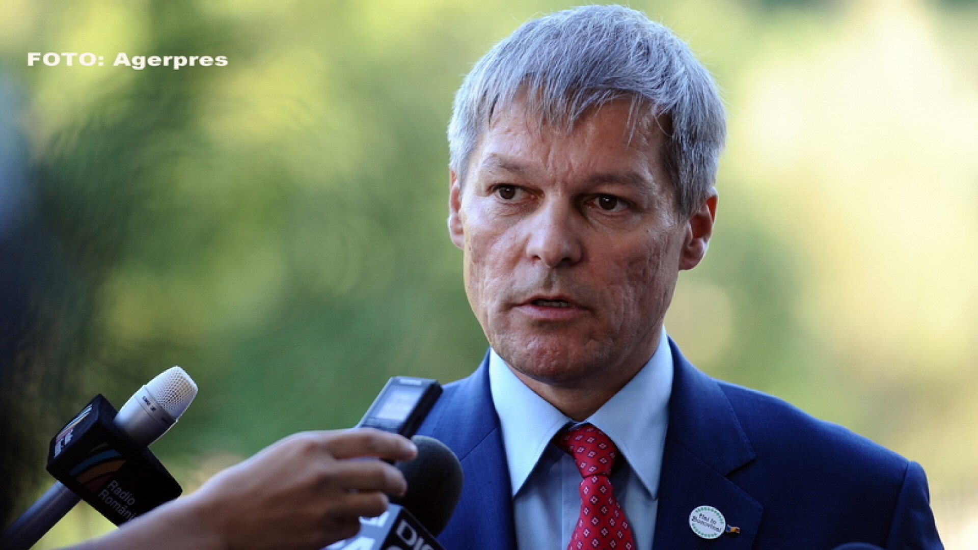 Guvernul ataca la Curtea Constitutionala legea majorarilor salariale din sanatate si invatamant. Motivele invocate de Ciolos