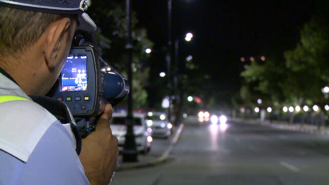 Noua "arma" a politistilor, care a lasat deja trei bucuresteni fara permis. Vineri noapte a fost folosita prima data