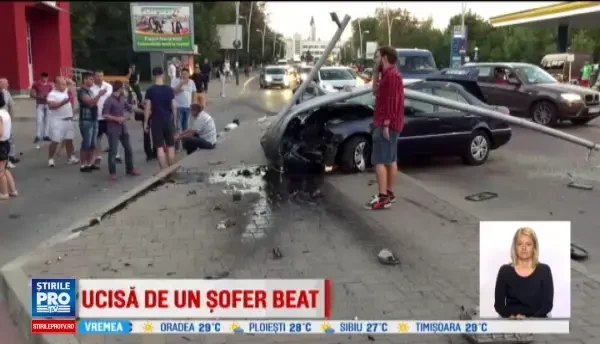 O fetita de 7 ani a ramas fara mama, dupa ce un sofer beat a lovit-o mortal pe trotuar. Uite, am stricat si masina