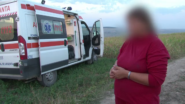 Doi frati de 7 si 8 ani, din Botosani, gasiti inconstienti pe camp dupa ce au consumat alcool. Reactia parintilor