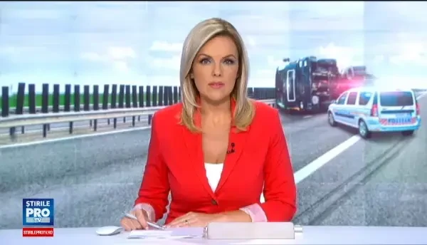 Accident violent pe Autostrada Soarelui: un tir s-a rasturnat peste o masina. Traficul a fost deviat