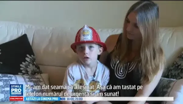 Un baietel de 6 ani si-a salvat mama insarcinata, care lesinase in baie. Sawyer a devenit erou in orasul sau