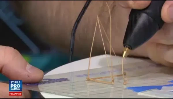 Boxe care leviteaza, sau pixuri care deseneaza in format 3D. Cele mai noi gadgeturi prezentate la Targul de la Berlin