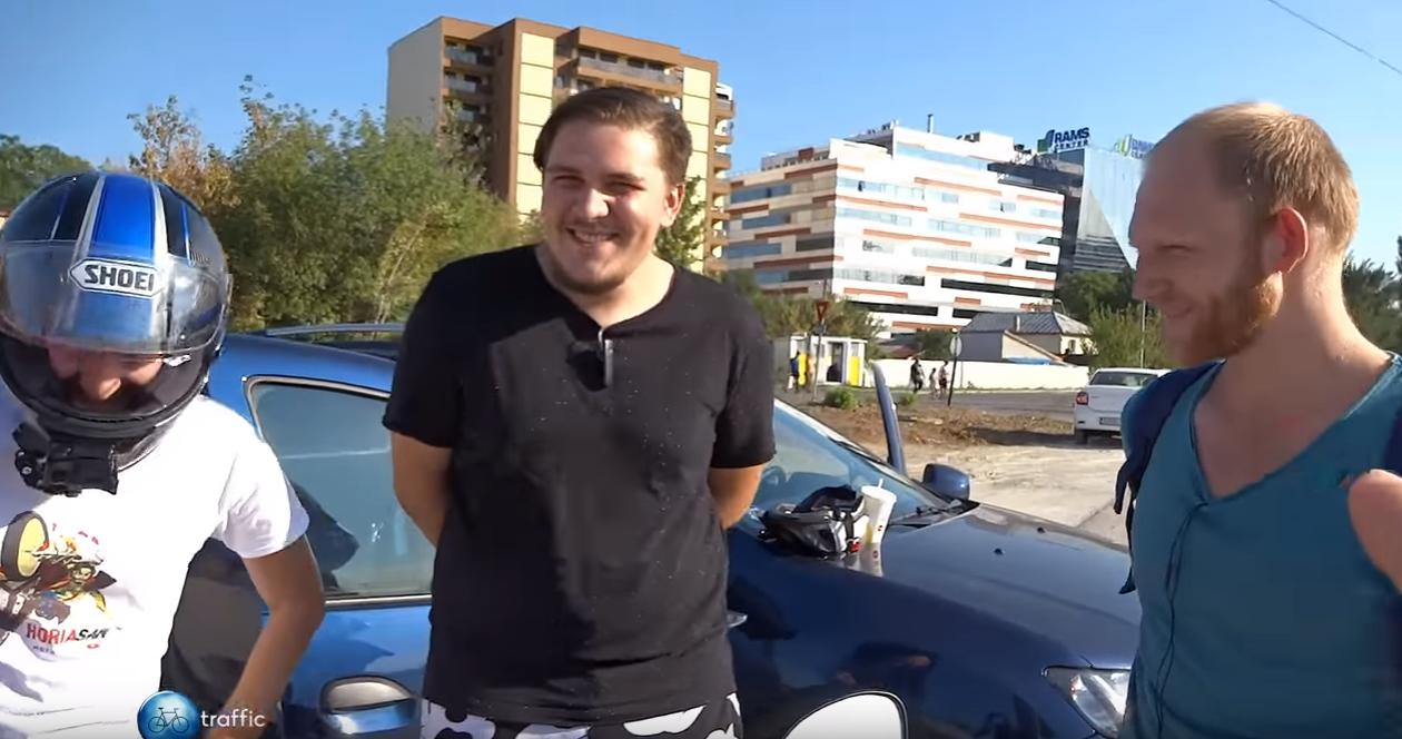 Experiment in Bucuresti. 5 tineri au vrut sa vada cum se parcurge mai repede traseul Pantelimon - Gara de Nord: cu masina, motocicleta, bicicleta, metroul sau pe jos