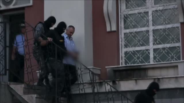 Comandantul Politiei municipiului Barlad, Vasile Chelaru, a fost retinut pentru 24 de ore. Ce acuzatii i se aduc