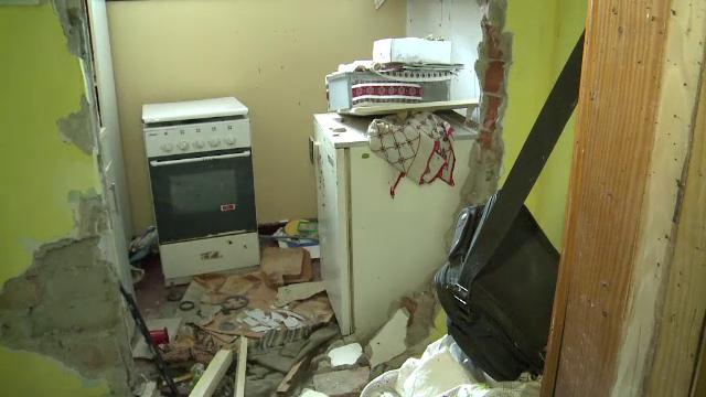 Explozie puternica produsa intr-un bloc din Focsani. O femeie de 74 de ani a suferit arsuri grave si a fost dusa la spital