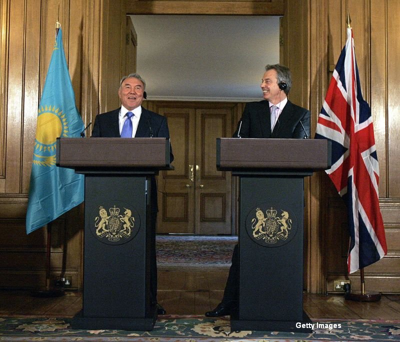 Tony Blair si presedintele Kazakhtanului