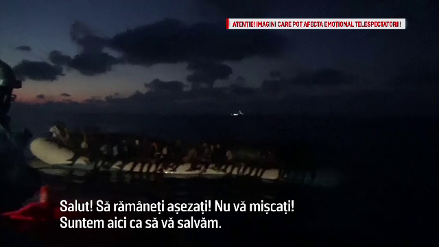 150 de refugiati, salvati de paza de coasta italiana. Imagini dramatice surprinse in timpul operatiunii