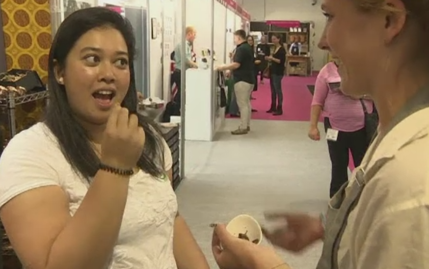 Gandacii vor inlocui in viitor chipsurile. Trendurile culinare prezentate la targul de specialitate din Londra