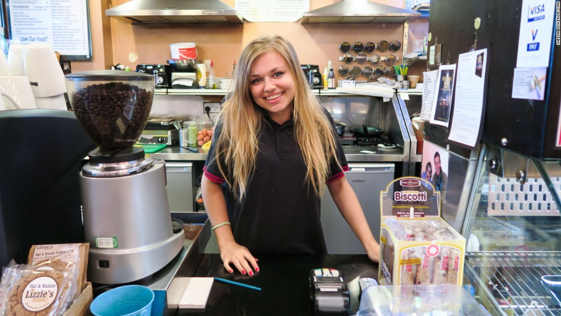 Brexit-ul, prin ochii imigrantilor. Andreea Ababei, chelnerita in Londra: "O sa radeti, dar eu sustin iesirea din UE"