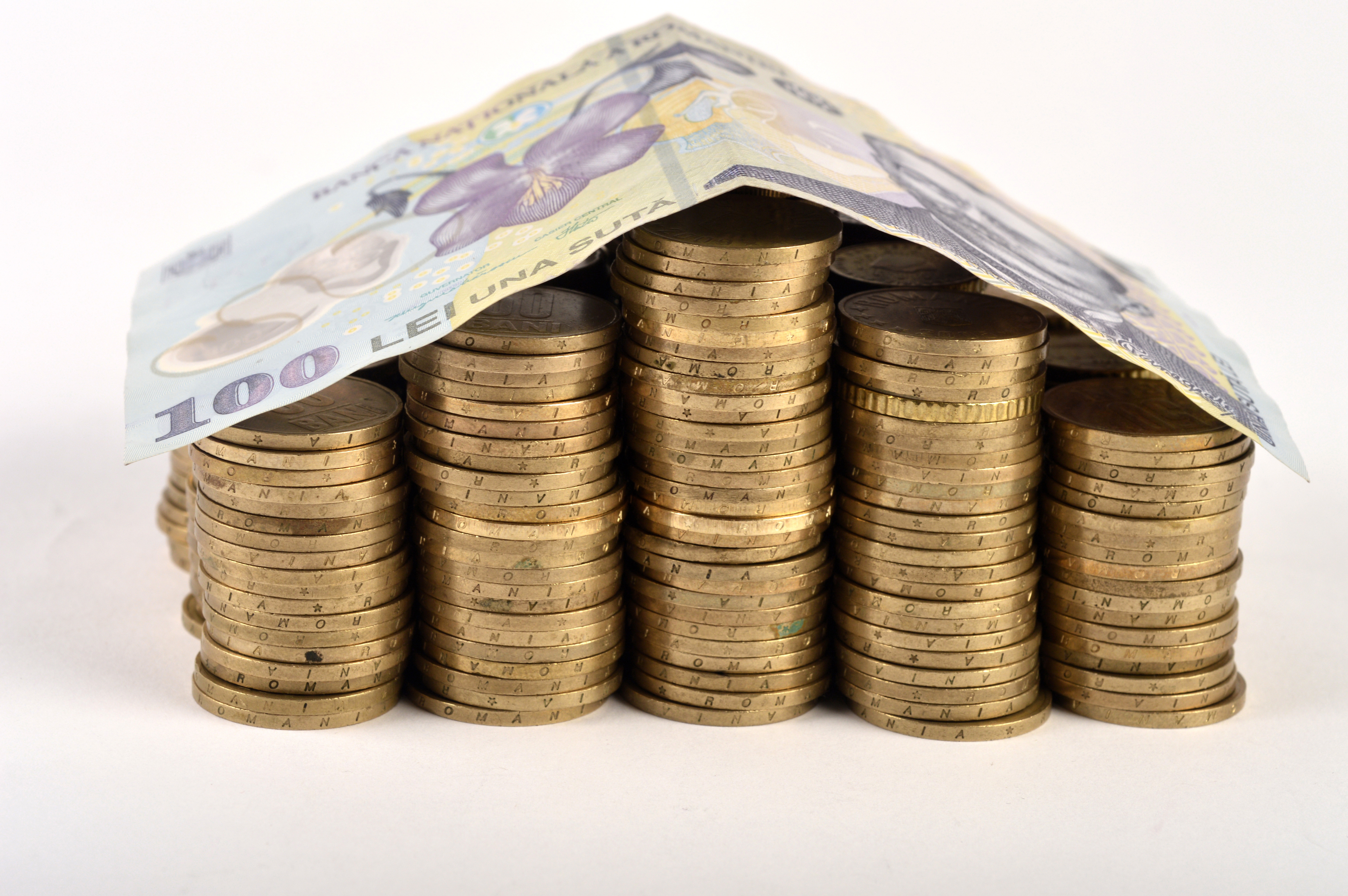 Un economist român dezvăluie cea mai bună investiție: „Vei lăsa sărăcia în urma ta”