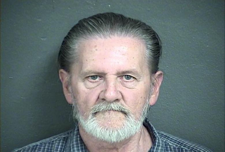 A jefuit o banca si a ajuns la inchisoare pentru...a scapa de nevasta! Un american de 70 de ani n-a mai rezistat acasa :)