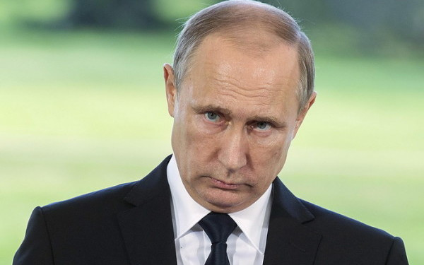 Colosii care au facut Rusia mareata se darama. Putin, ramas fara solutii, este obligat sa vanda “bijuteriile coroanei”