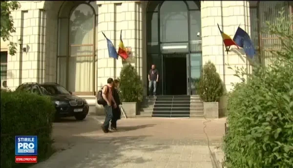 Scandalul dublarii CAS-ului pentru angajati. Gabriel Biris, secretar de stat in Ministerul Finantelor, a demisionat