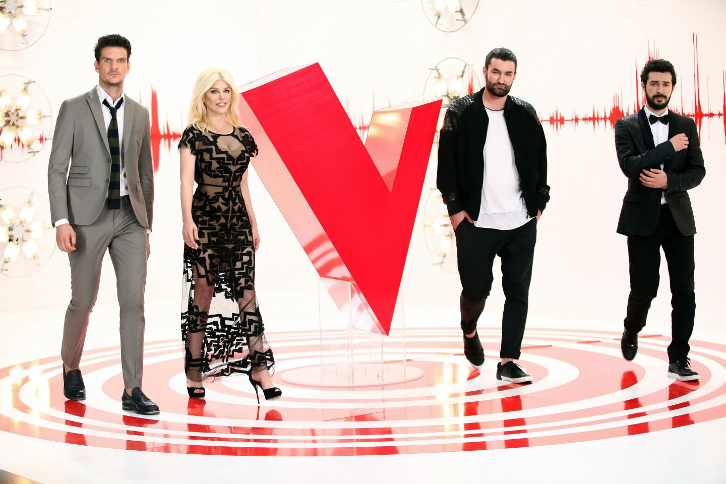 Reguli noi la Vocea Romaniei! Ce se schimba din aceasta seara: emisiunea incepe de la ora 20:30