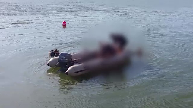 A murit inecat in canalul Dunare - Marea Neagra, cu cateva zile inainte de majorat. Un pariu i-ar fi adus sfarsitul