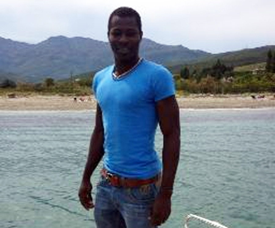 Un fost international care a jucat la Sheriff Tiraspol a murit pe teren, in Cupa Frantei. Cum ar fi fost pacalit de Copos