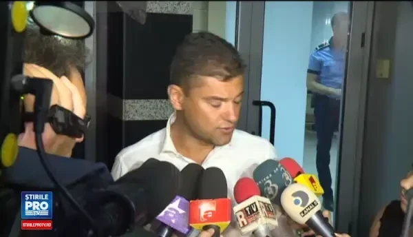 Politia a deschis dosar penal dupa scandalul dintre Boureanu si fiica lui. Prima declaratie a politicianului