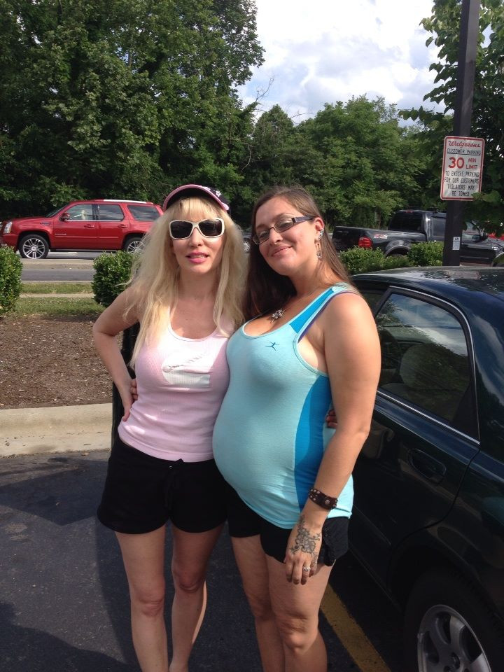 O femeie si fiul ei au fost arestati. Relatia lor depaseste granita parinte-copil