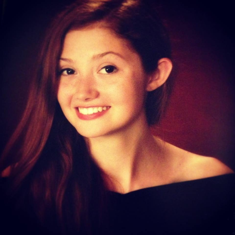 O tanara de 19 ani a inotat intr-un rau, iar dupa o saptamana a murit. Ce detaliu socant se afla in spatele decesului