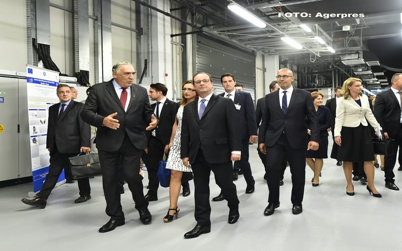 Francois Hollande, Klaus Iohannis