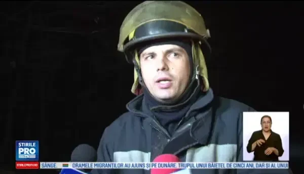 Soferul unui TIR a ramas prins in cabina dupa ce camionul s-a rasturnat intr-o curba. Primele ipoteze ale celor de la ISU