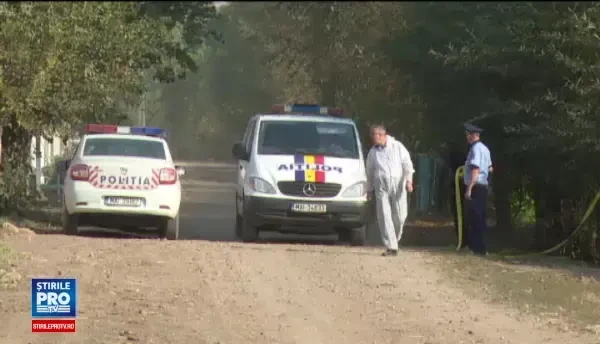 Doi soti din Vaslui, ucisi in propria casa de un vecin. Dupa crima, barbatul a mers sa bea si a adormit in sectia de politie