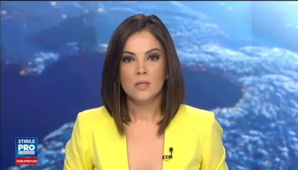 Revedere emotionanta pentru doi copii orfani, despartiti dupa ce au fost dati spre adoptie. Au stat imbratisati 20 de minute