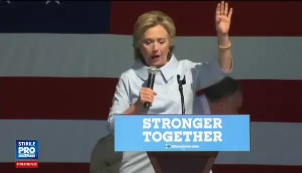 Donald Trump vs. Hillary Clinton, batalia analizelor medicale. Candidatul republican a venit cu raportul la TV