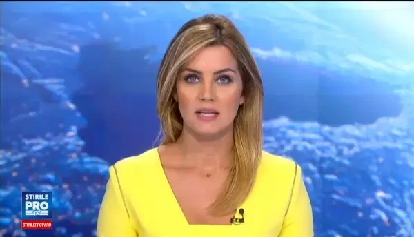 Un leu s-a repezit in direct la o fetita, in timpul unei emisiuni tv. Scenele cumplite care au urmat. VIDEO