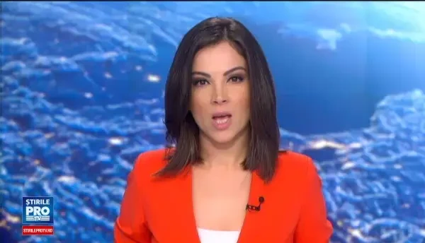 Urmarire in centrul Manhattan-ului. Un barbat care locuia intr-o masina i-a atacat pe politisti cu un satar