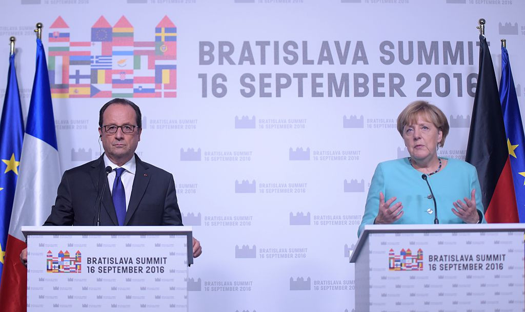 Premierul italian, furios la finalul summitului din Bratislava: "Angela nu ma poate trata asa. Germania nu respecta regulile"