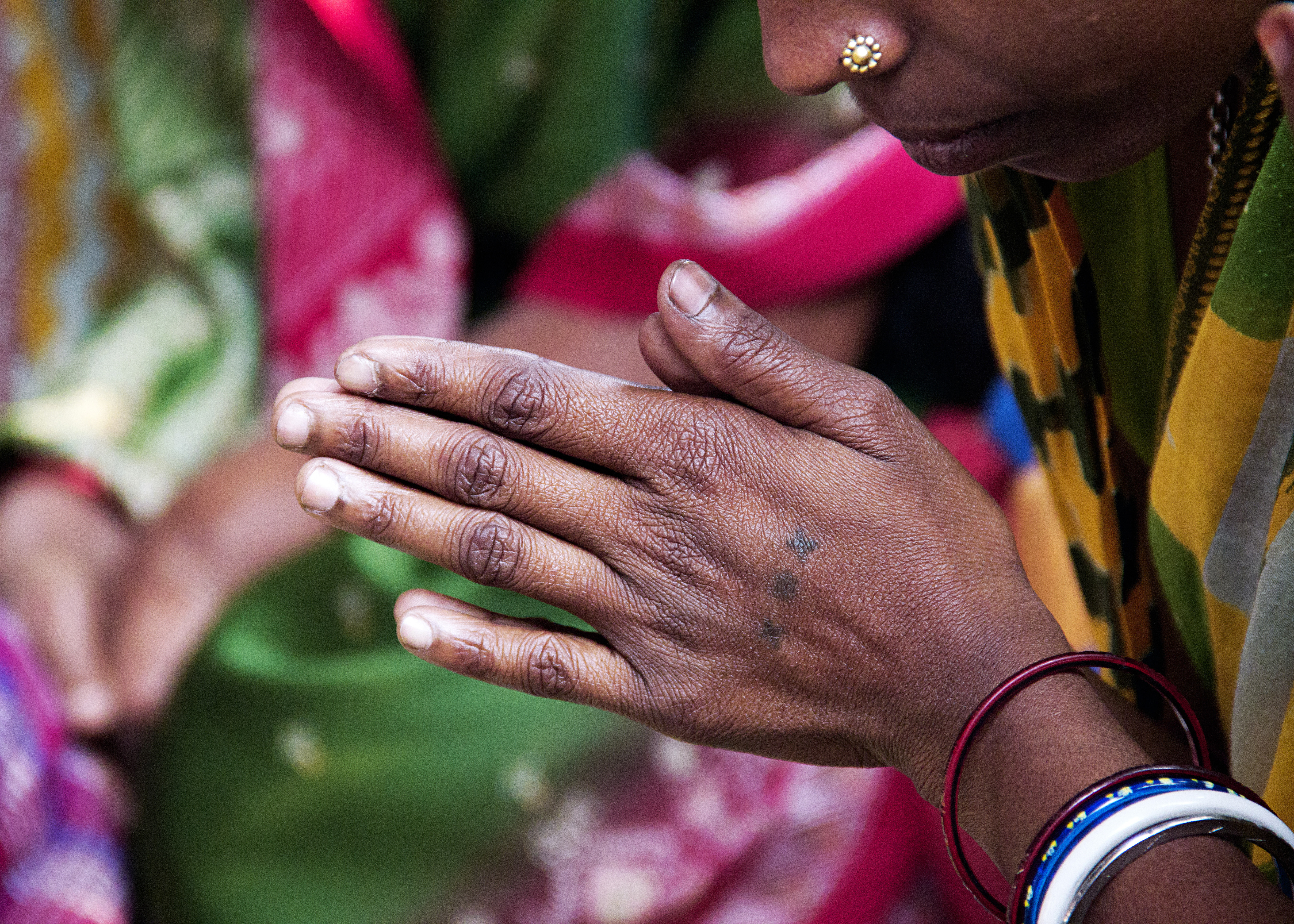 I-a taiat nasul sotiei si a mutilat-o pe viata pentru ca nu avea zestre. Gestul socant al unui barbat din India