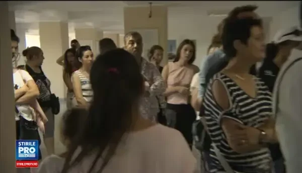 Refuzati sa mai dati copii legalizate. Cat de bine functioneaza noua regula atunci cand ajungeti pe la ghisee