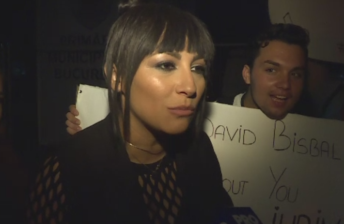 Spectacol grandios in Piata Constitutiei. Loredana, Andra, Connect-R au bucurat multimea venita sa-i asculte