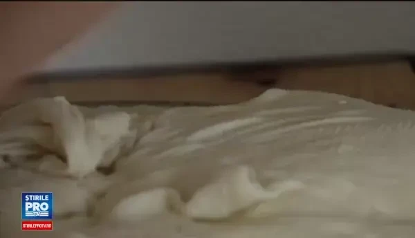 A furat secretele elvetienilor si a investit intr-un atelier unde face branza maturata. Cu cat vinde Istvan kilogramul