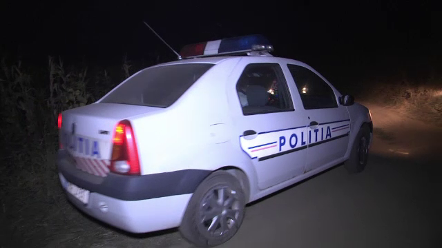 Un adolescent de 16 ani din Vaslui a facut o pasiune pentru o femeie casatorita si a intrat cu forta in casa ei. Ce a urmat